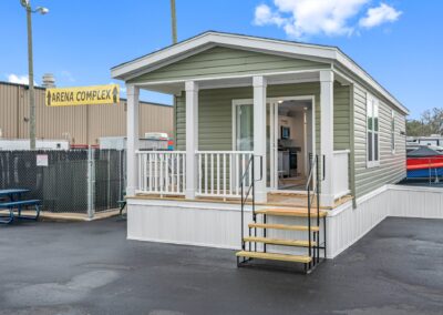 Paradise 1 Bed / 1 Bath 499 sq ft